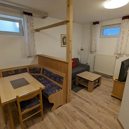 Souterrainwohnung شقة